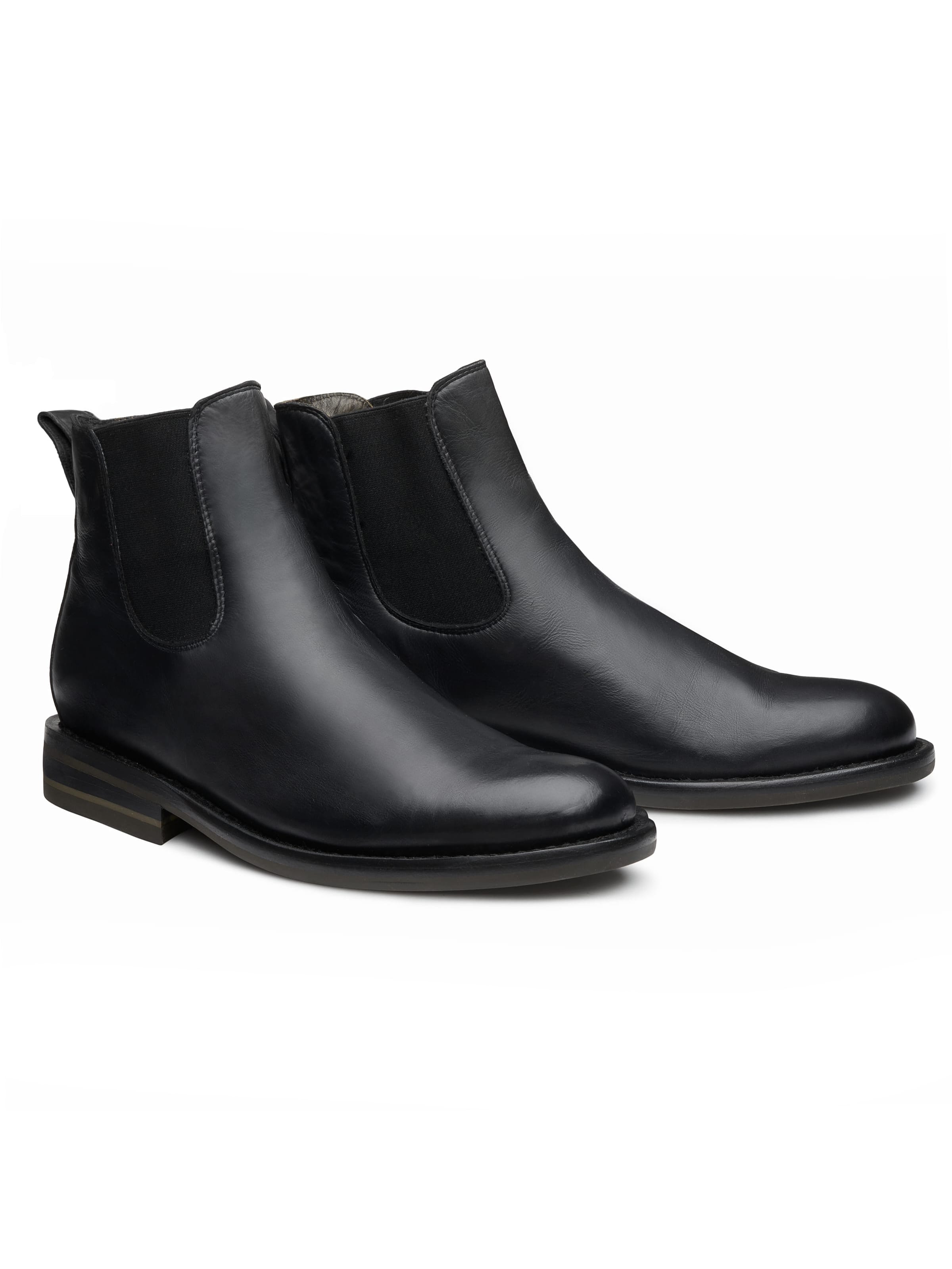Rickie- Black